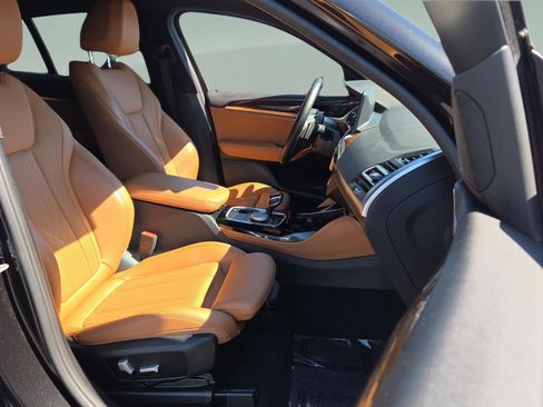 Used 2022 BMW X4 xDrive30i w/ Parking Assistance Package image 23