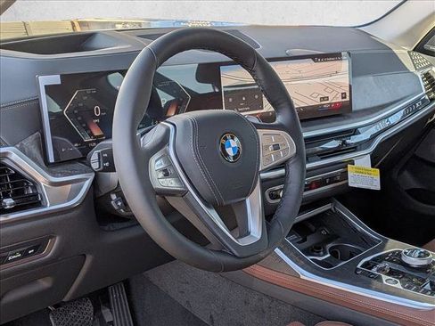 New 2026 BMW X7 xDrive40i w/ Executive Package image 3