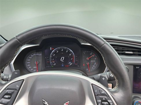 Used 2016 Chevrolet Corvette Z06 w/ 3LZ Preferred Equipment Group RWD image 33
