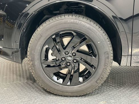 Used 2025 Land Rover Discovery Sport S AWD/4WD image 3