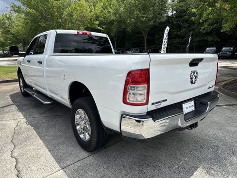 Used 2024 RAM 3500 Big Horn AWD/4WD image 5