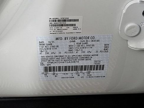 Used 2026 Ford Explorer Active RWD image 21