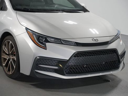 Used 2020 Toyota Corolla SE FWD image 4