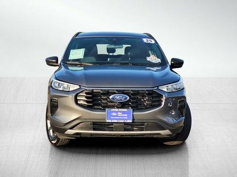 Certified 2025 Ford Escape ST-Line image 2