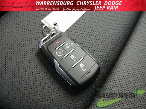 New 2026 RAM 1500 Laramie AWD/4WD image 32