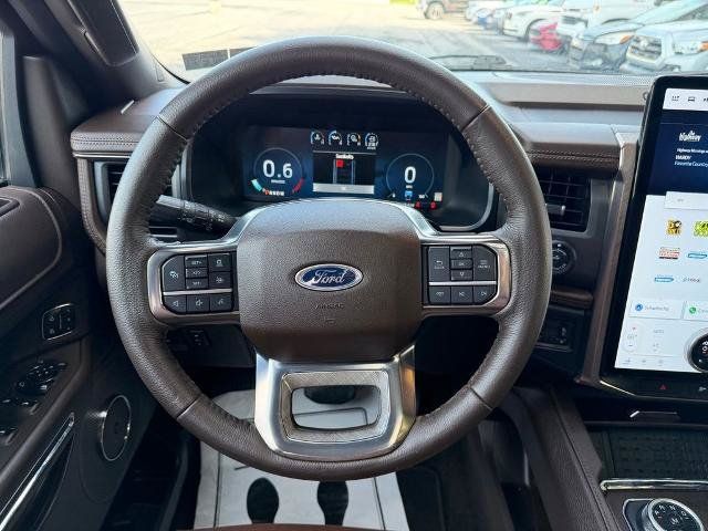 Used 2023 Ford Expedition Max King Ranch AWD/4WD image 16
