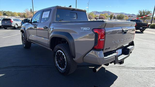 Certified 2026 Toyota Tacoma TRD Off-Road AWD/4WD image 5