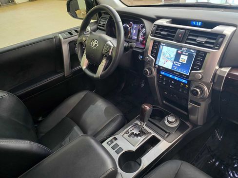 Certified 2022 Toyota 4Runner Limited AWD/4WD image 29
