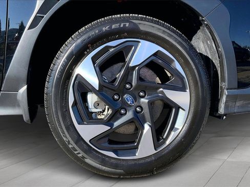 Used 2024 Subaru Crosstrek 2.5i Limited image 33