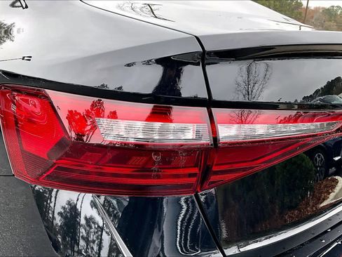 Used 2025 Volkswagen Jetta Sport image 27