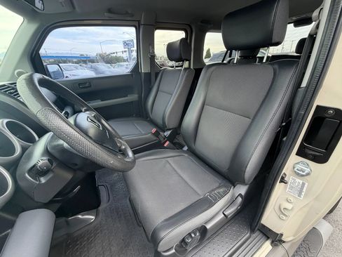Used 2005 Honda Element LX image 9