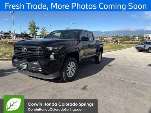 Used 2025 Toyota Tacoma SR5 AWD/4WD image 3