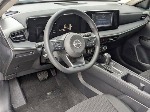 New 2025 Nissan Kicks S image 3