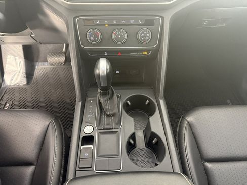 Used 2022 Volkswagen Atlas SE FWD image 22