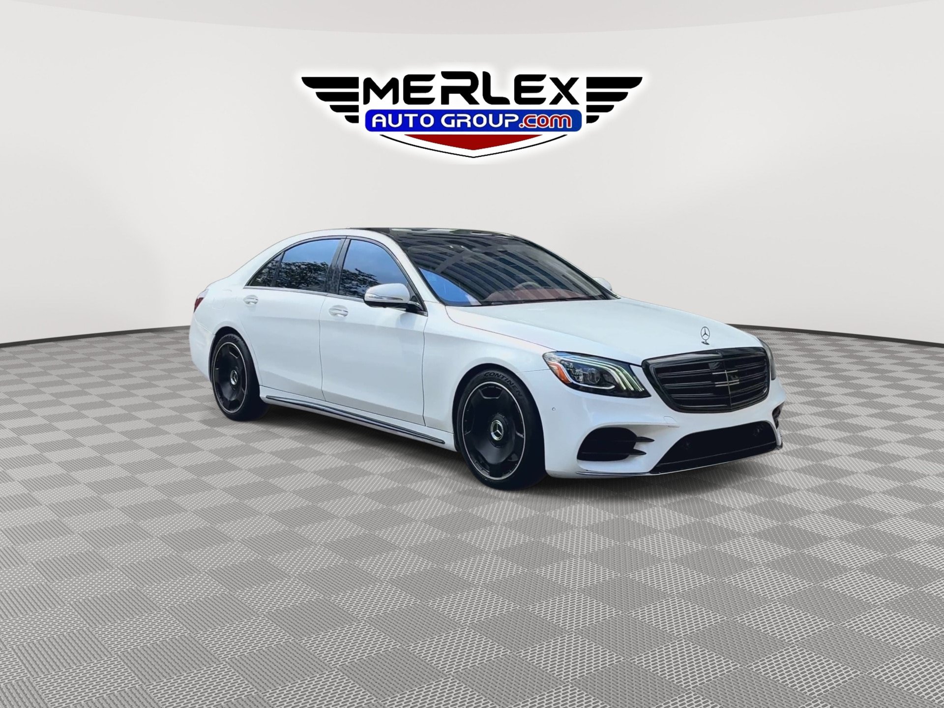 Used 2018 Mercedes-Benz S 560 4MATIC Sedan image 2