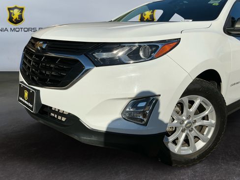 Used 2019 Chevrolet Equinox LS w/ LS Convenience Package image 8