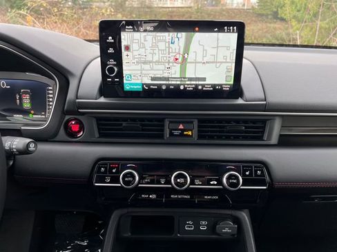 New 2025 Honda Pilot Black Edition image 25