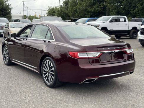 Used 2017 Lincoln Continental Select w/ Climate Package AWD/4WD image 5