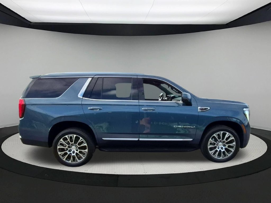New 2026 GMC Yukon Denali w/ LPO, Illumination Package AWD/4WD image 6