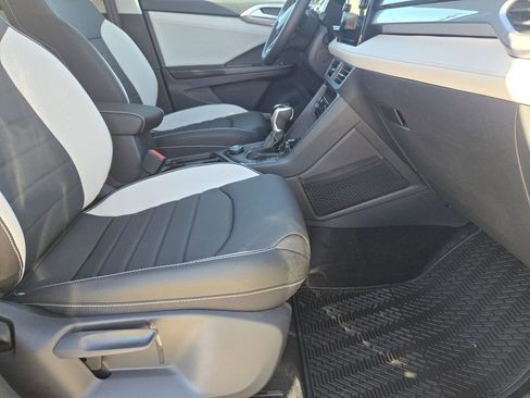 New 2026 Volkswagen Taos SEL image 12