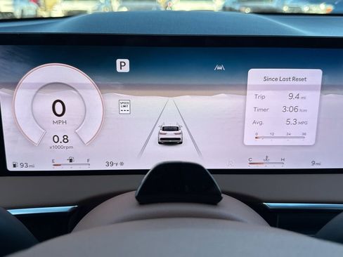 New 2026 Genesis GV70 2.5T Advanced AWD/4WD image 10