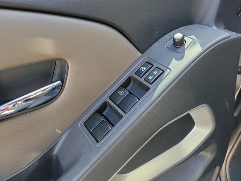 Used 2022 Nissan Frontier SV RWD image 16
