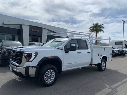New 2026 GMC Sierra 2500 Pro w/ Convenience Package