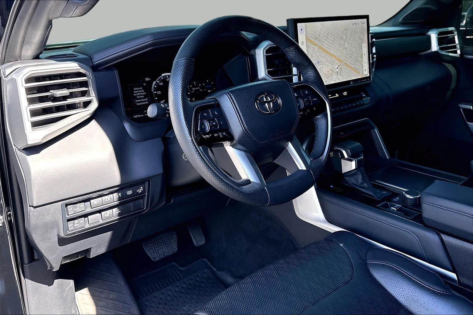 Used 2023 Toyota Sequoia Platinum AWD/4WD image 16