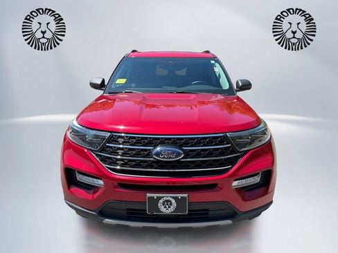Certified 2020 Ford Explorer XLT w/ Equipment Group 202A AWD/4WD image 2