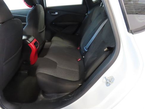 Used 2016 Dodge Dart SE w/ Convenience Group image 14