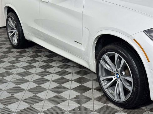Used 2018 BMW X5 xDrive35i image 12