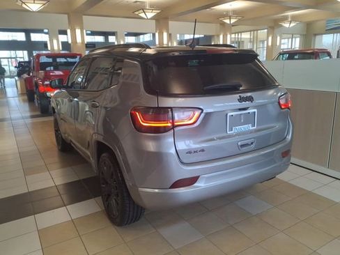 Certified 2022 Jeep Compass High Altitude AWD/4WD image 6