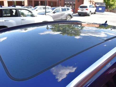 Used 2021 Audi Q5 Prestige w/ Prestige Package image 37