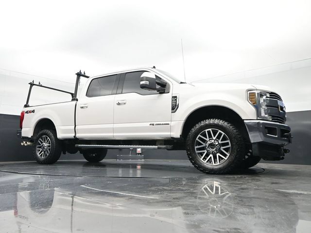 Used 2019 Ford F250 Lariat w/ Lariat Ultimate Package AWD/4WD image 42