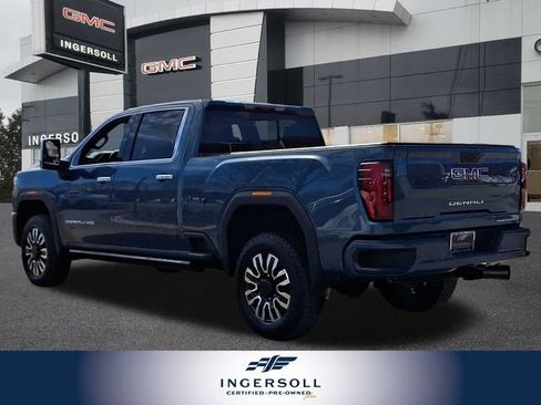 Used 2025 GMC Sierra 3500 Denali Ultimate image 6