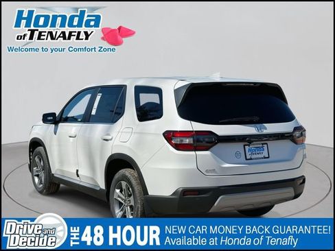 New 2025 Honda Pilot EX-L image 4