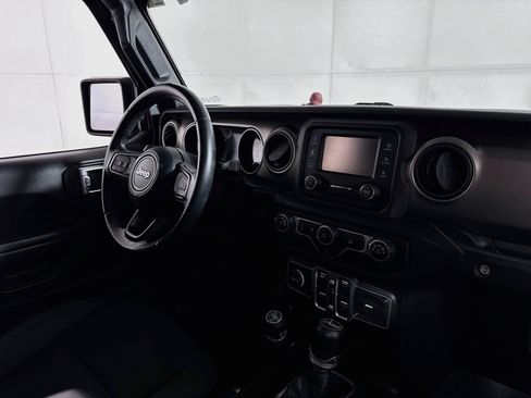 Used 2018 Jeep Wrangler Unlimited Sport S AWD/4WD image 26