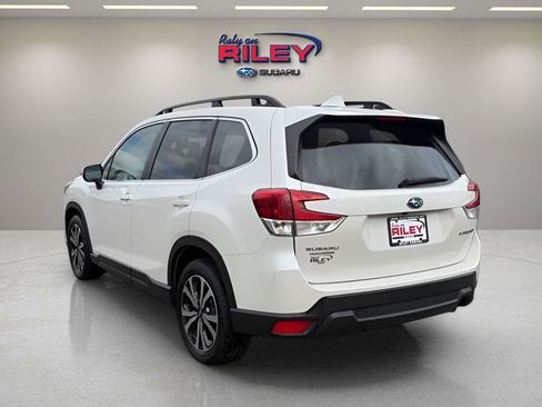 Used 2023 Subaru Forester Limited AWD/4WD image 3
