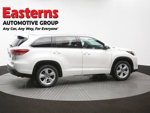 Used 2017 Toyota Highlander Limited Platinum AWD/4WD image 49