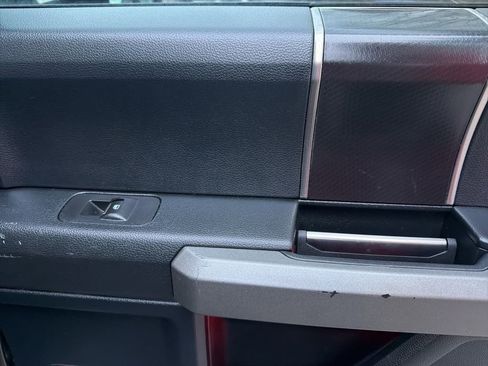 Used 2017 Ford F150 Raptor w/ Equipment Group 802A Luxury image 28