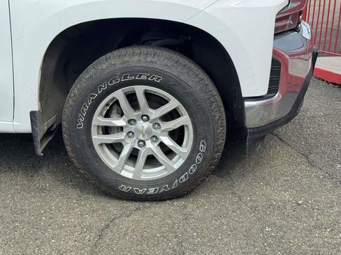 Used 2021 Chevrolet Silverado 1500 LT w/ Bed Protection Package image 6