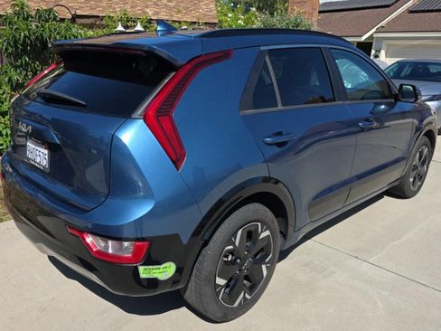 Used 2023 Kia Niro Wind FWD image 3