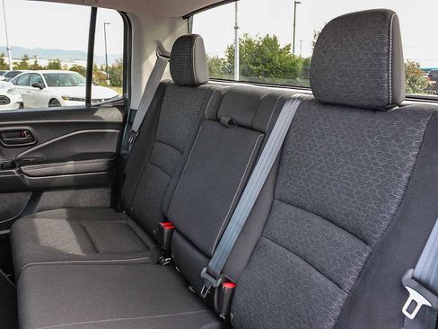 Certified 2025 Honda Ridgeline Sport+ image 17