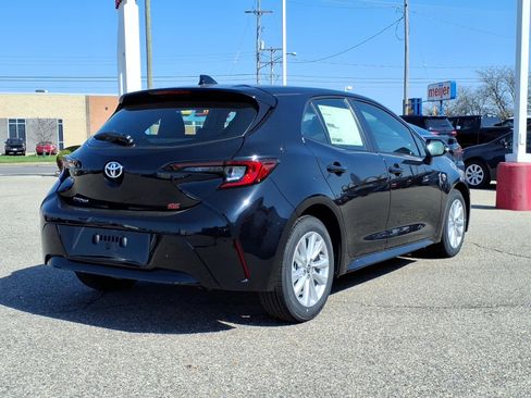 New 2026 Toyota Corolla SE FWD image 2