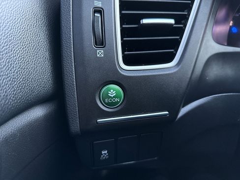 Used 2015 Honda Civic LX image 32