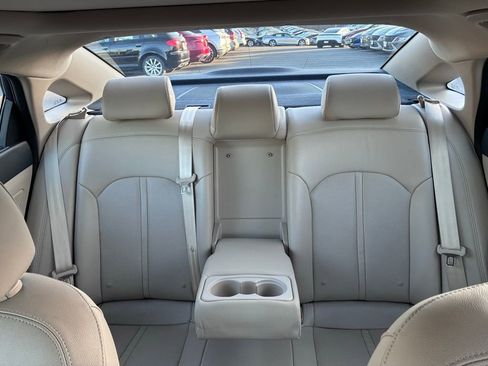 Used 2019 Hyundai Sonata Limited w/ Ultimate Package 04 FWD image 17