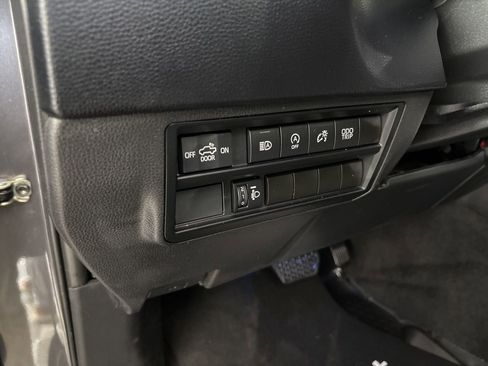 Used 2024 Toyota Tundra SR5 AWD/4WD image 19