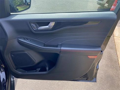 Used 2023 Ford Escape ST-Line Elite image 37