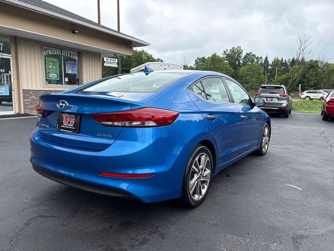 Used 2017 Hyundai Elantra Limited w/ Limited Ultimate Package 05 FWD image 7
