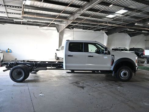New 2026 Ford F450 XL w/ XL Chrome Package image 9
